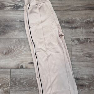 Ulu Beige Pants with Black Accents